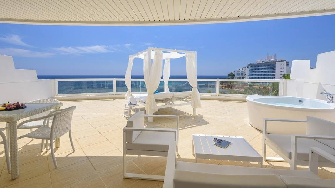 Tropic Garden Hotel Apartments in Ibiza