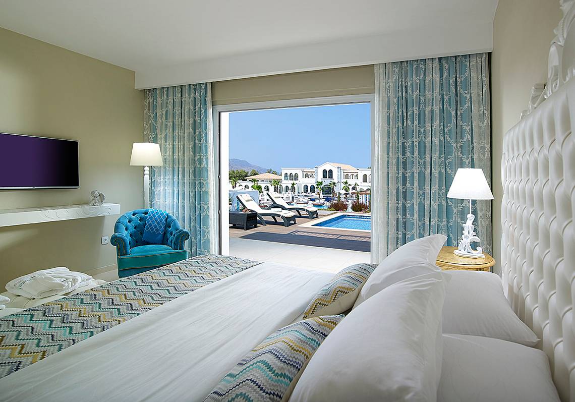 Anemos Luxury Grand Resort in Heraklion