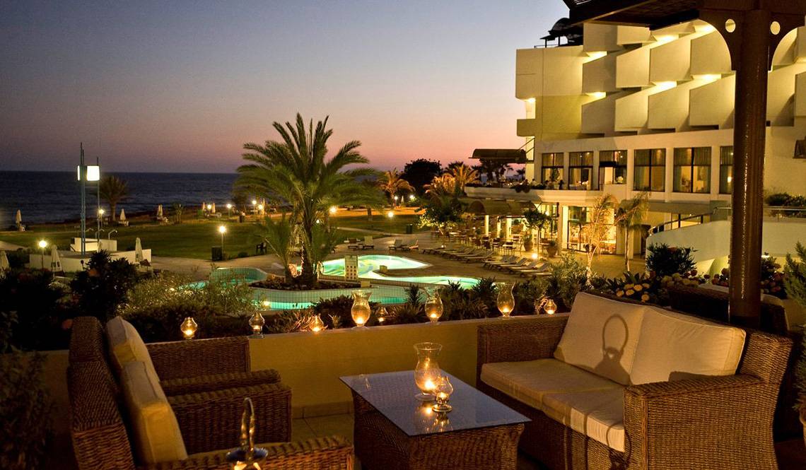 Constantinou Bros Athena Royal Beach Hotel in Paphos