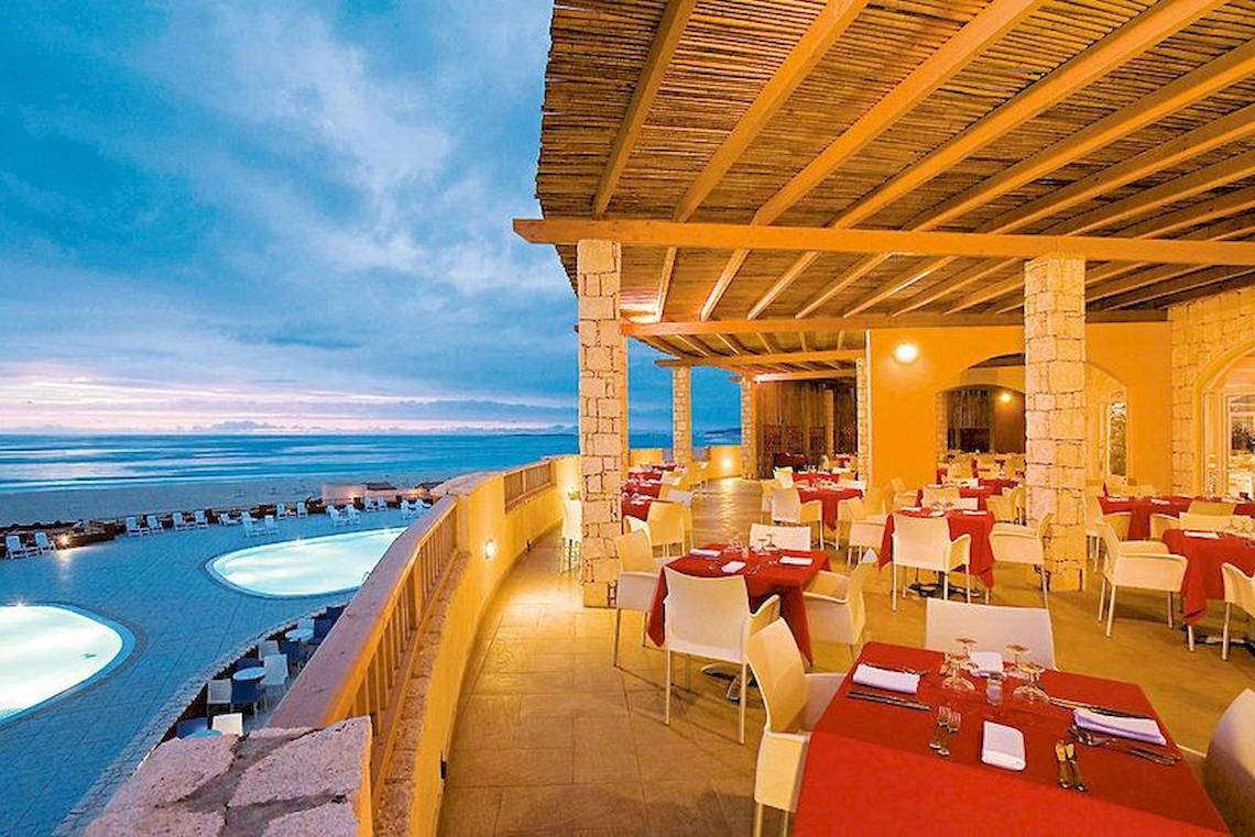 Occidental Boa Vista Beach Hotel