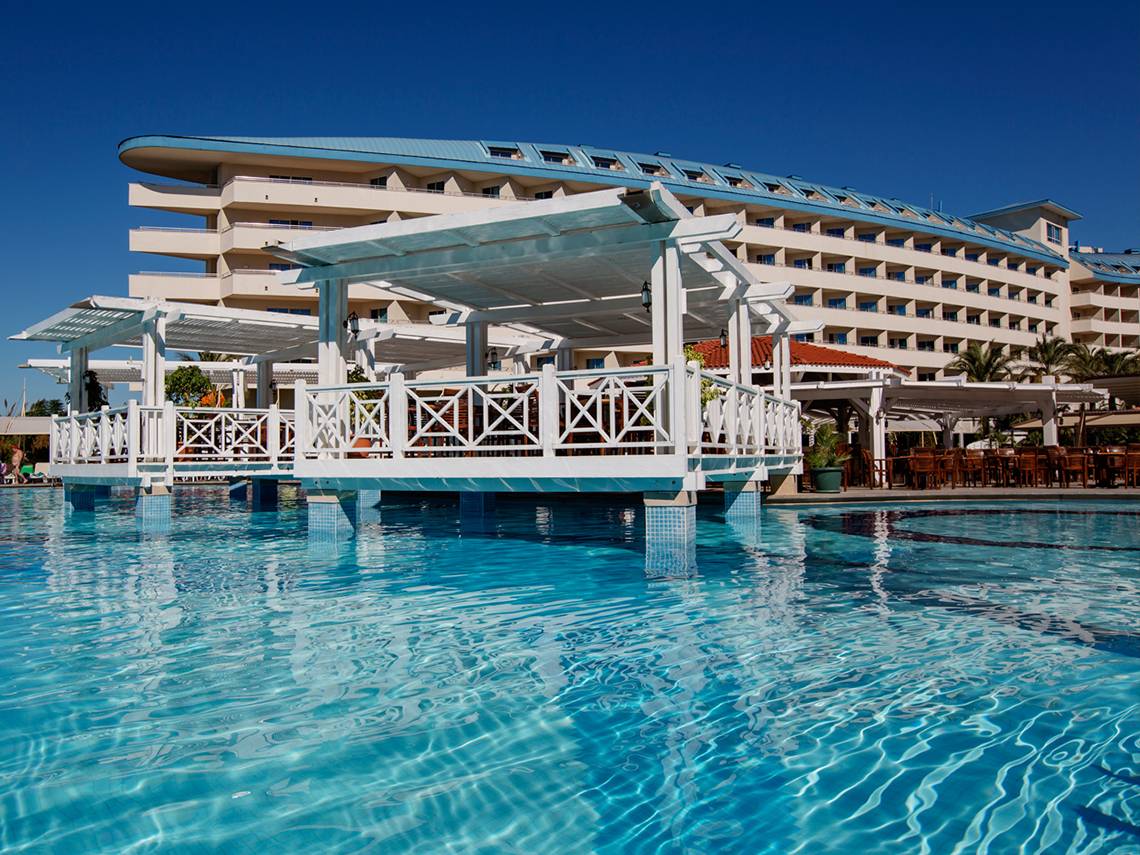 Crystal Admiral Resort in Antalya, Pool