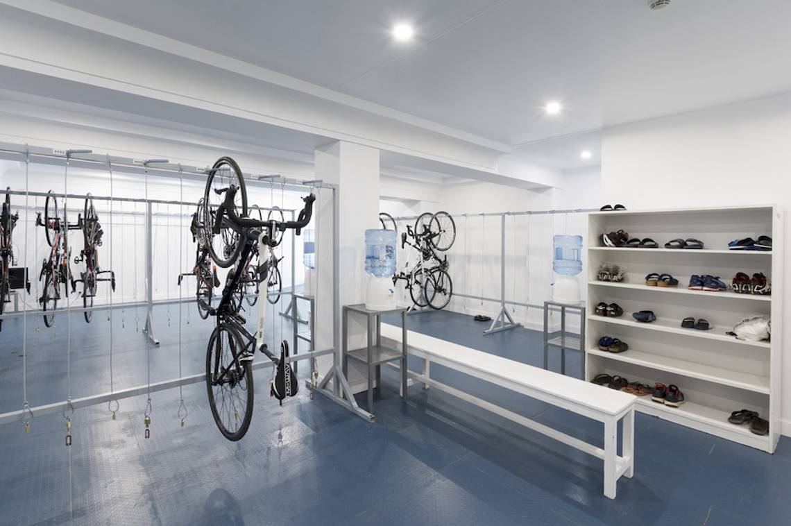 Fahrradlager und Umkleidekabine im HSM Golden Playa Hotel