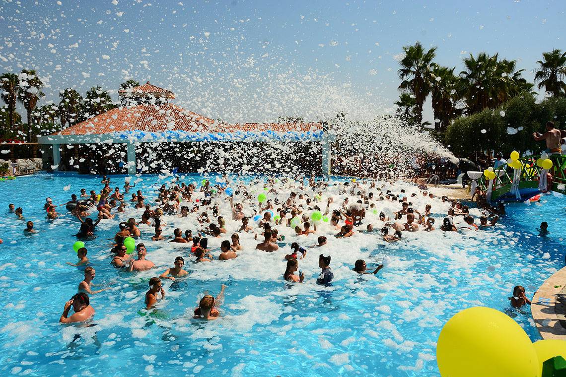 Defne Star Hotel in Antalya, Wasserspielen