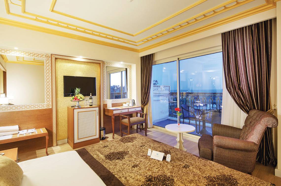 Crystal Palace Luxury Resort & Spa in Antalya & Belek