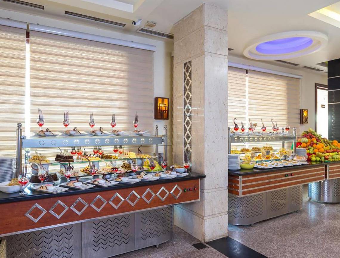Buffet-Tisch im Hotel Pickalbatros Aqua Blu Resort - Sharm