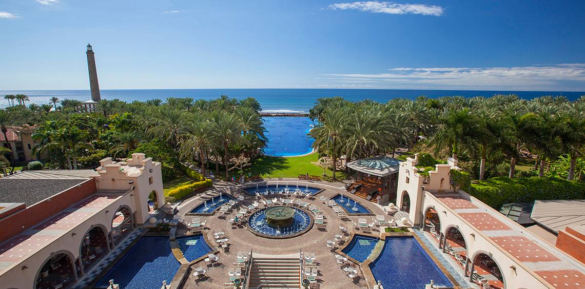 Lopesan Costa Meloneras Resort, Aussenansicht des Hotels