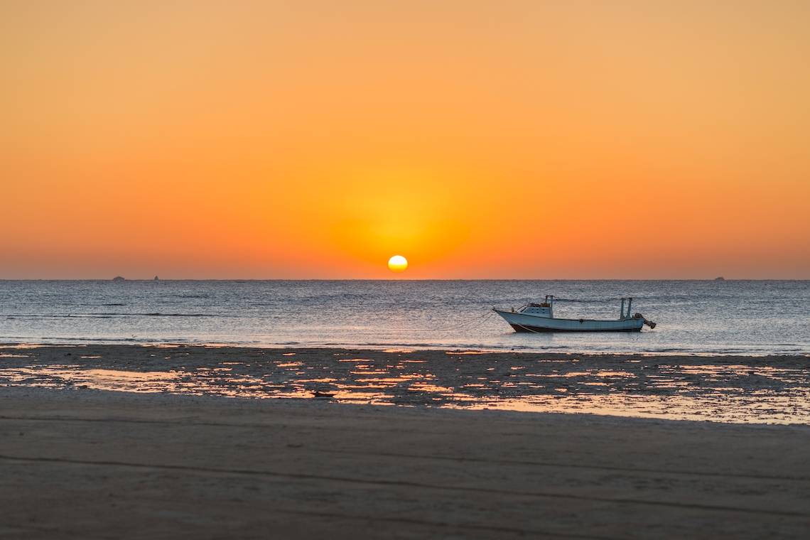 Hilton Marsa Alam Nubian Resort, Strand, Sonnenuntergang