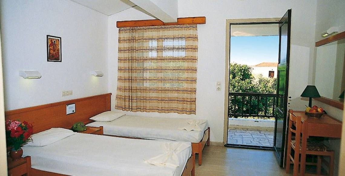 Fito Aqua Bleu Resort in Samos