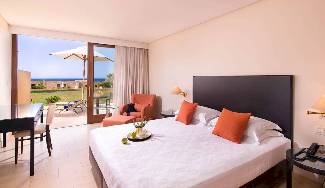 Kernos Beach Hotel & Bungalows in Heraklion