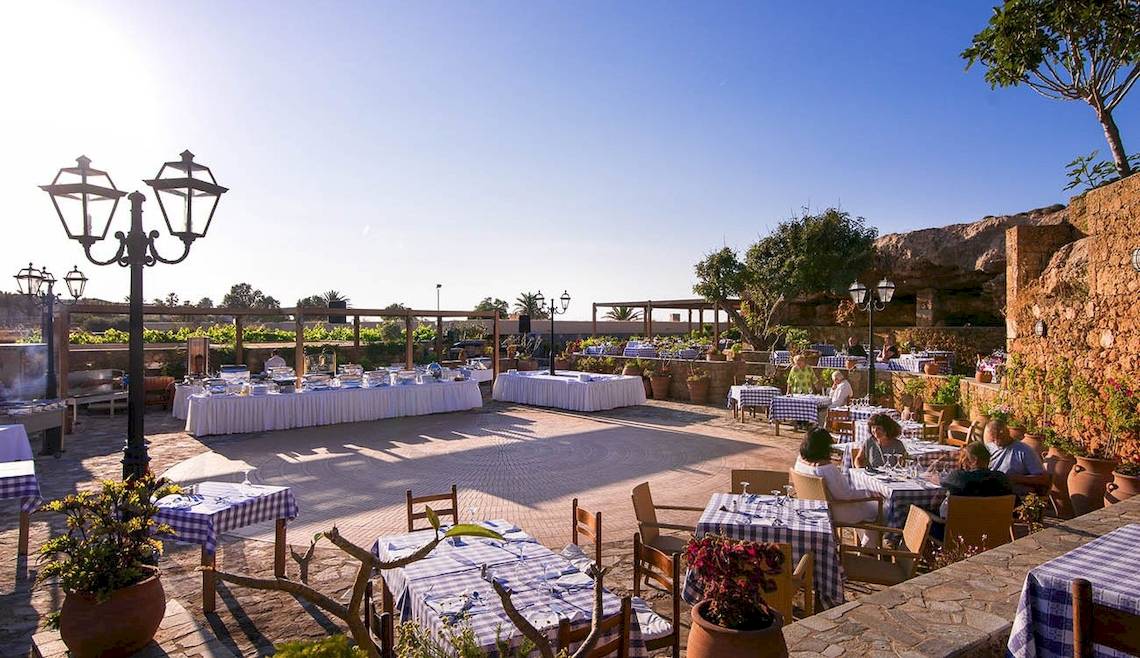 Kernos Beach Hotel & Bungalows in Heraklion