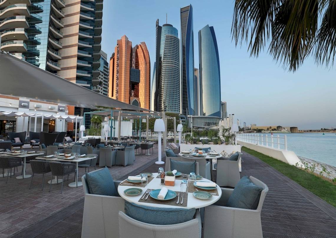 Khalidiya Palace Rayhaan by Rotana in Abu Dhabi