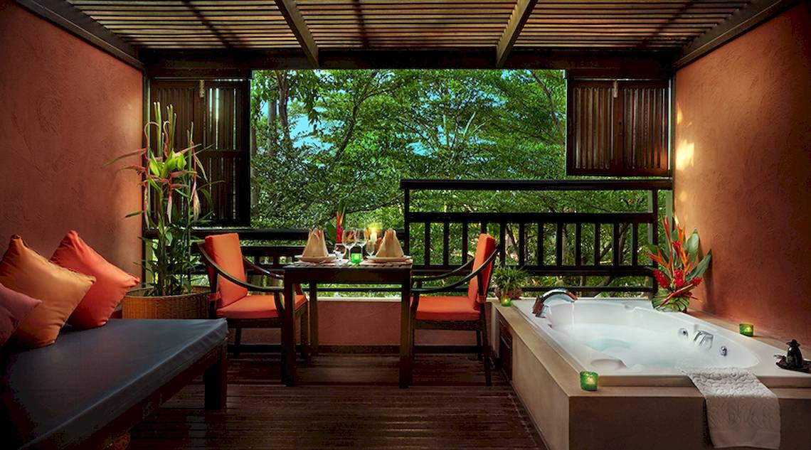 Bo Phut Resort & Spa in Koh Samui
