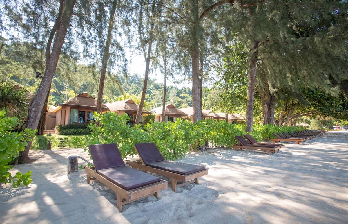 Tup Kaek Sunset Beach Resort in Krabi