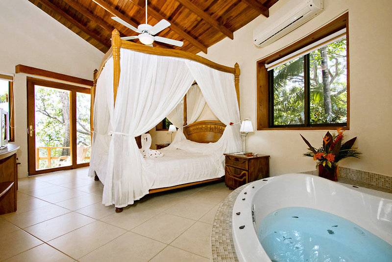 Tango Mar Beachfront Boutique Hotel & Villas in Costa Rica