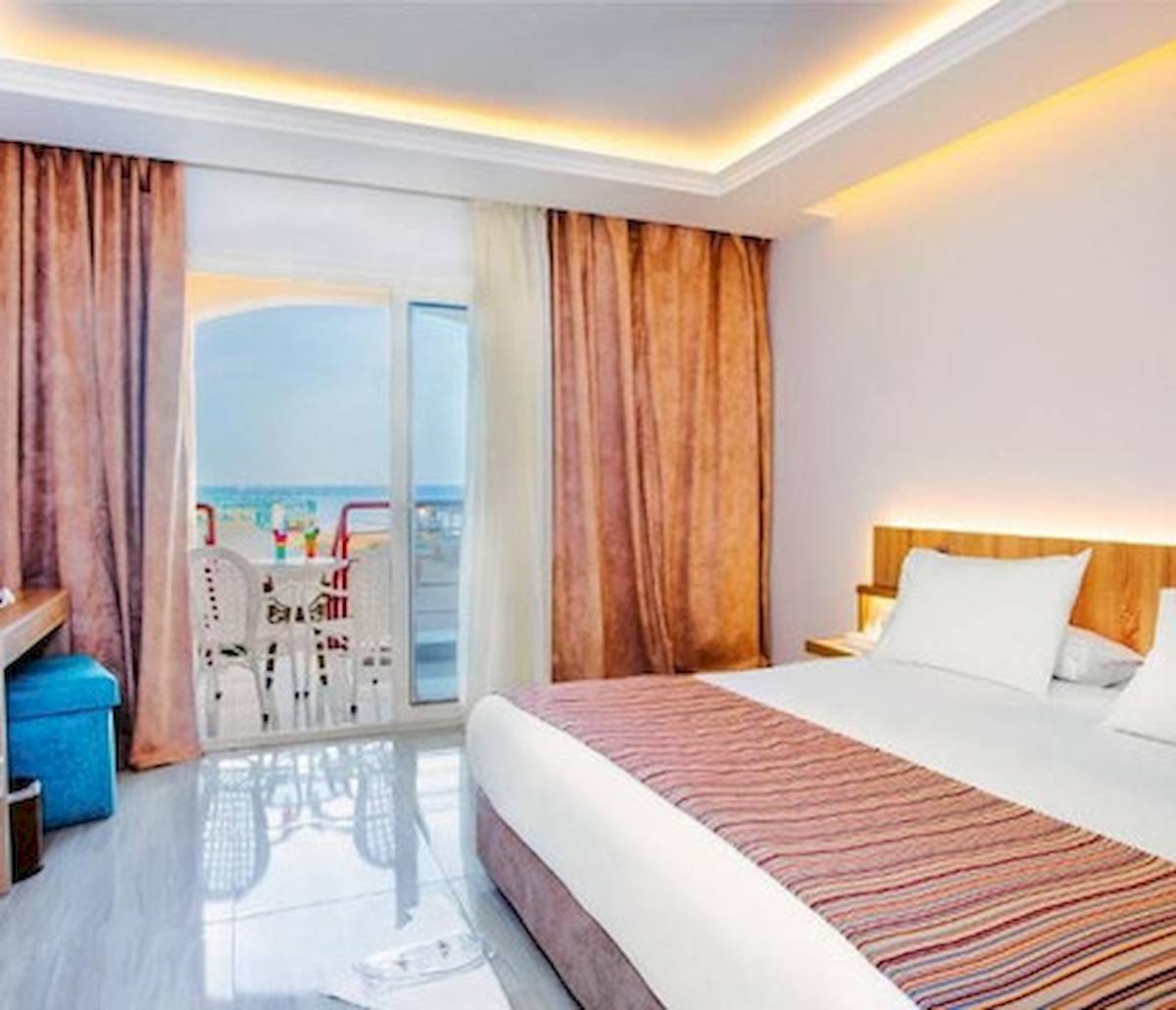 Titanic Beach Spa & Aqua Park in Hurghada
