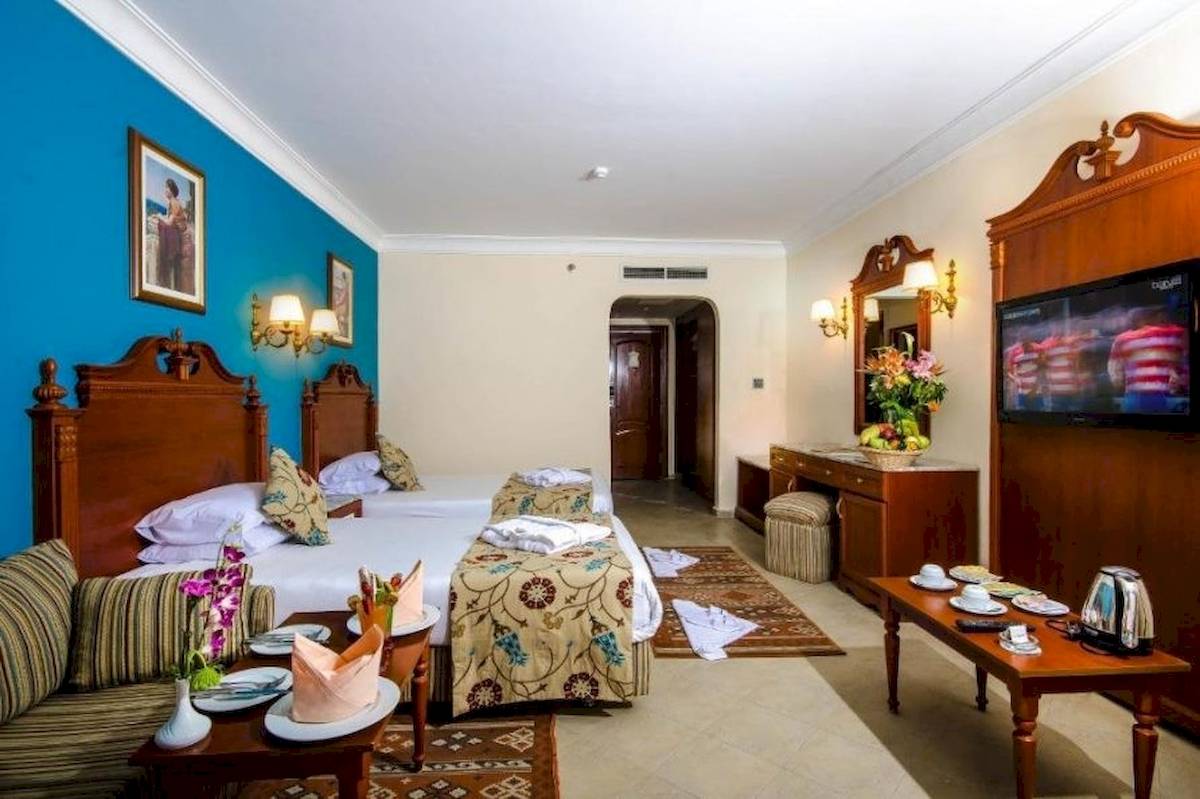 Titanic Beach Spa & Aqua Park in Hurghada