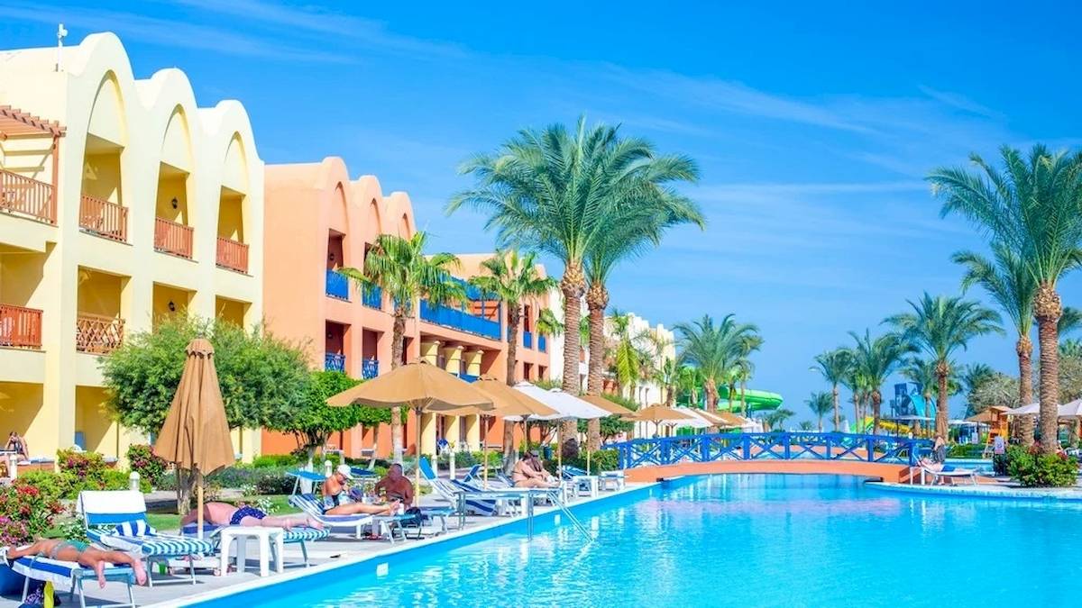 Titanic Beach Spa & Aqua Park in Hurghada