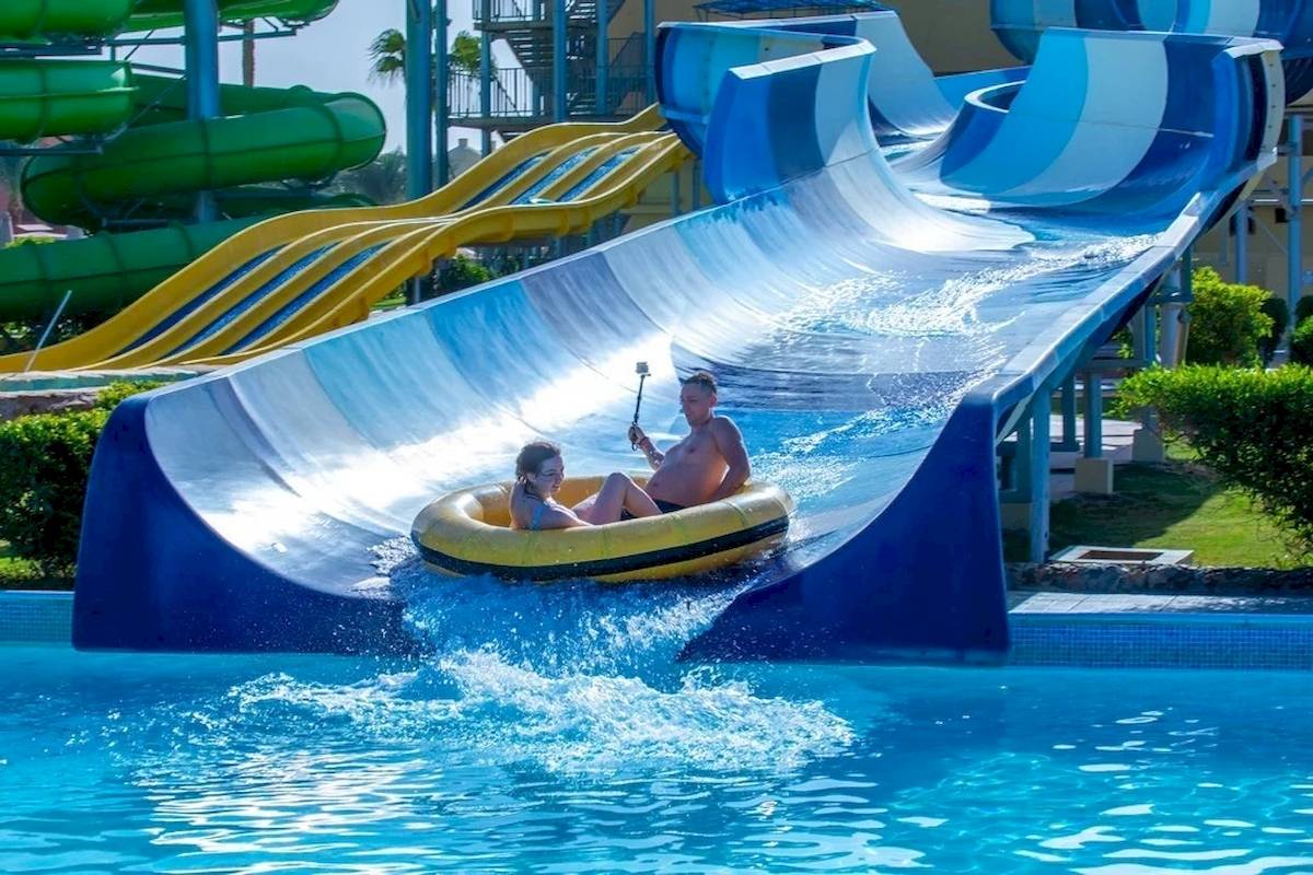 Titanic Beach Spa & Aqua Park in Hurghada