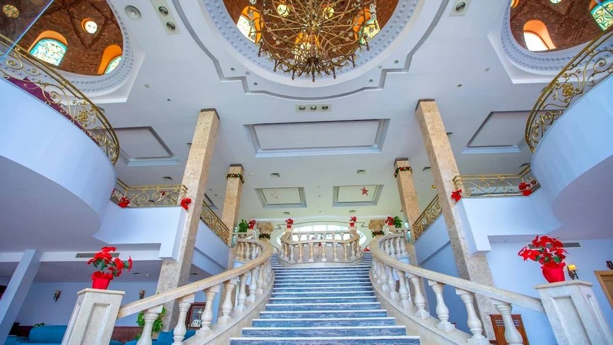 Titanic Beach Spa & Aqua Park in Hurghada