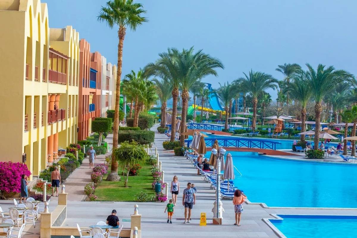 Titanic Beach Spa & Aqua Park in Hurghada