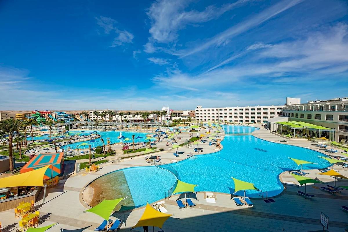 Titanic Resort & Aqua Park in Hurghada