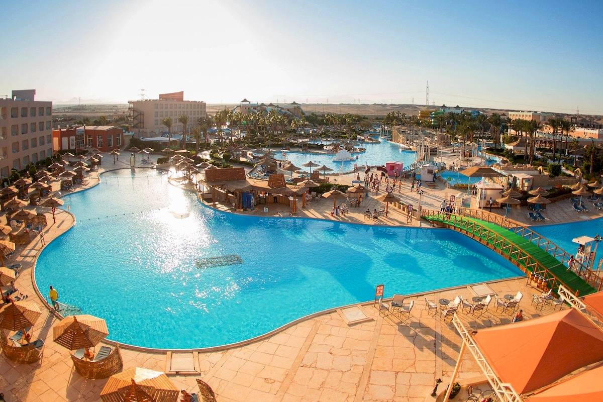 Titanic Resort & Aqua Park in Hurghada