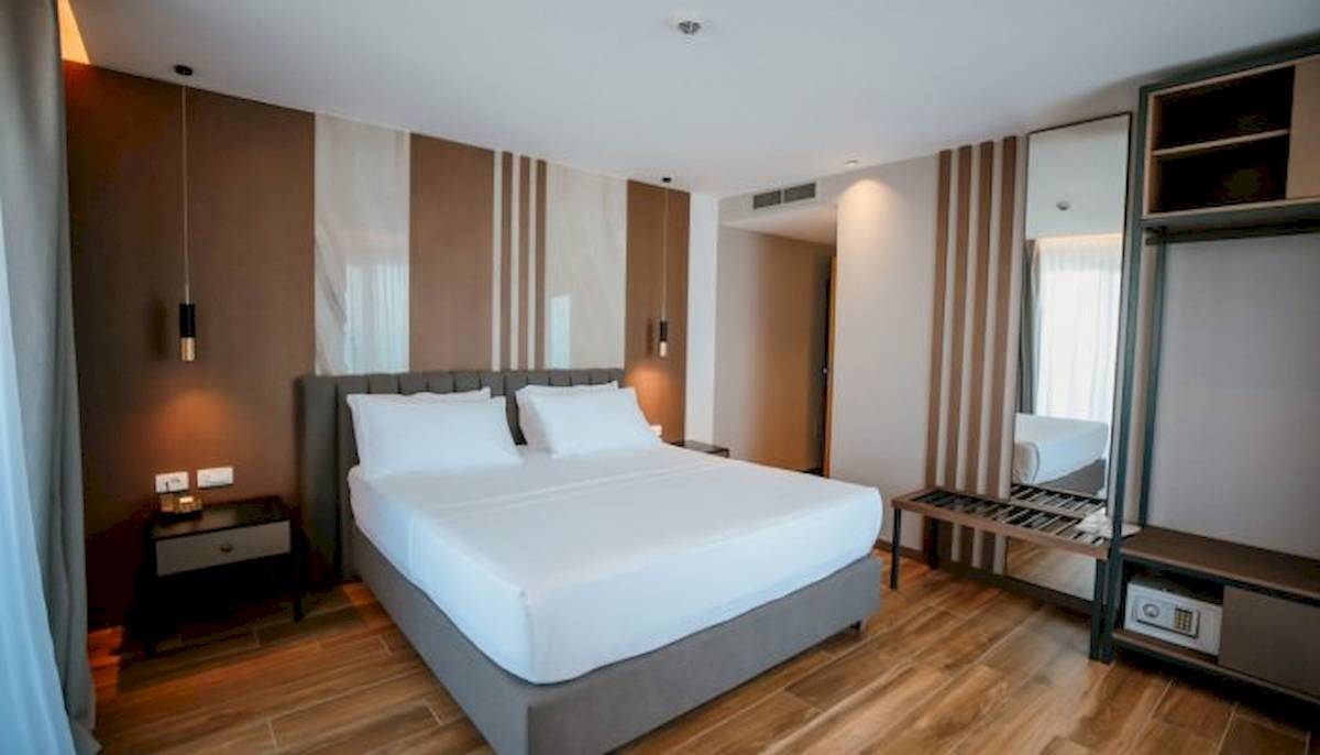 Klajdi Resort & SPA in Golem
