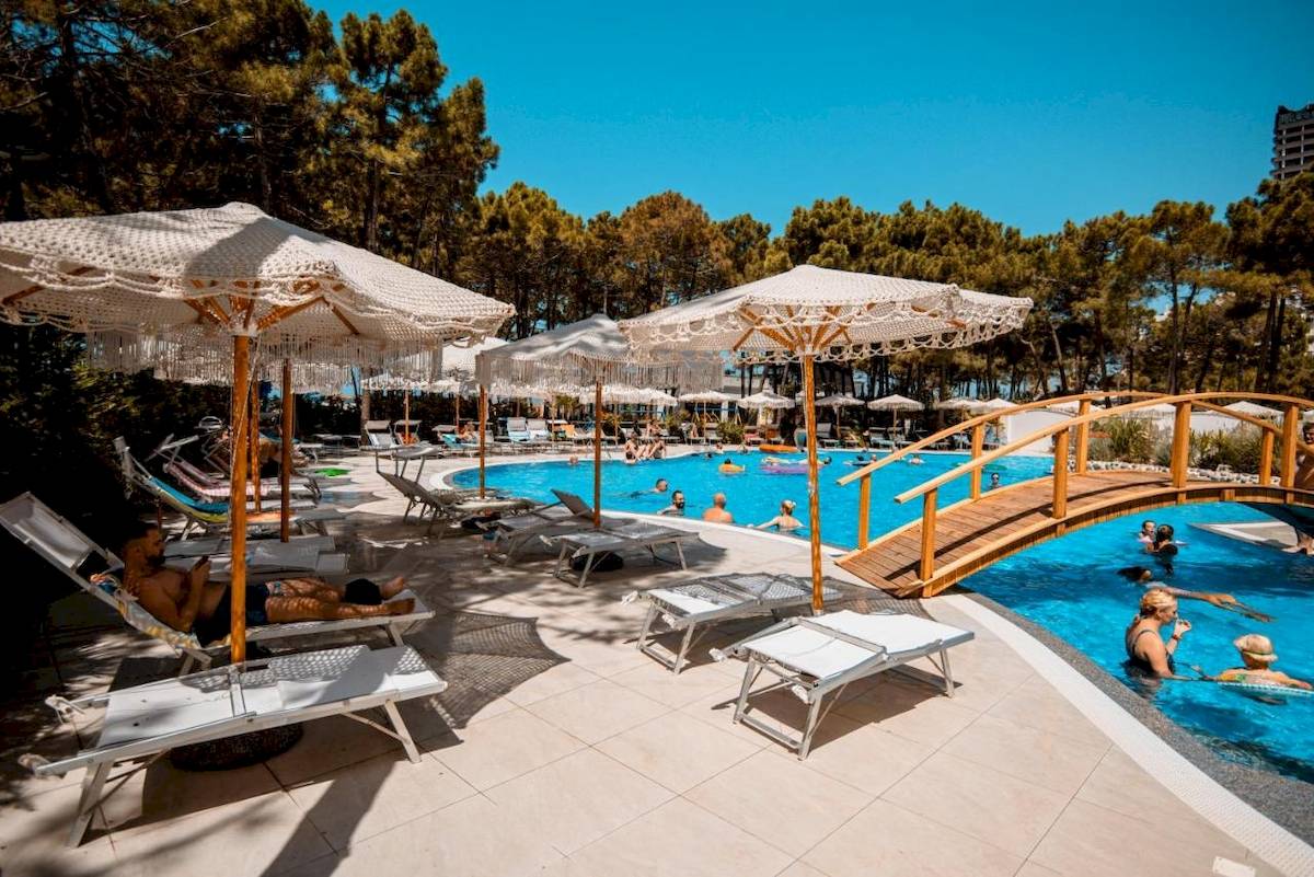 Diamma Resort in Golem