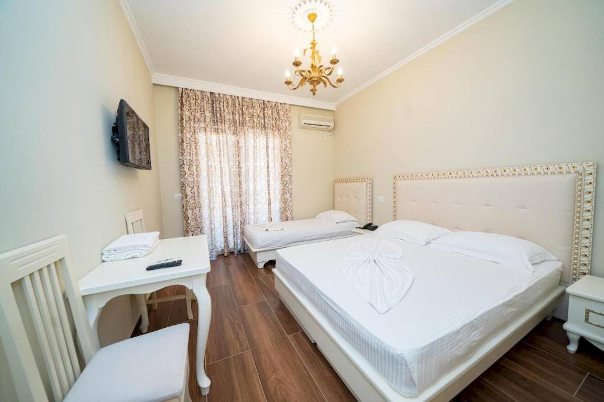 Vila Mare in Durres