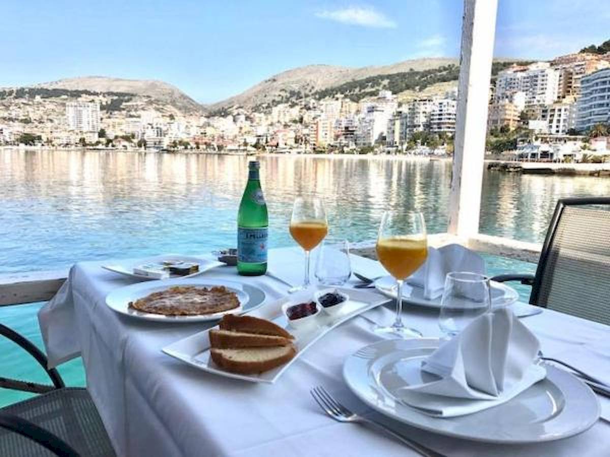Demi Hotel in Saranda