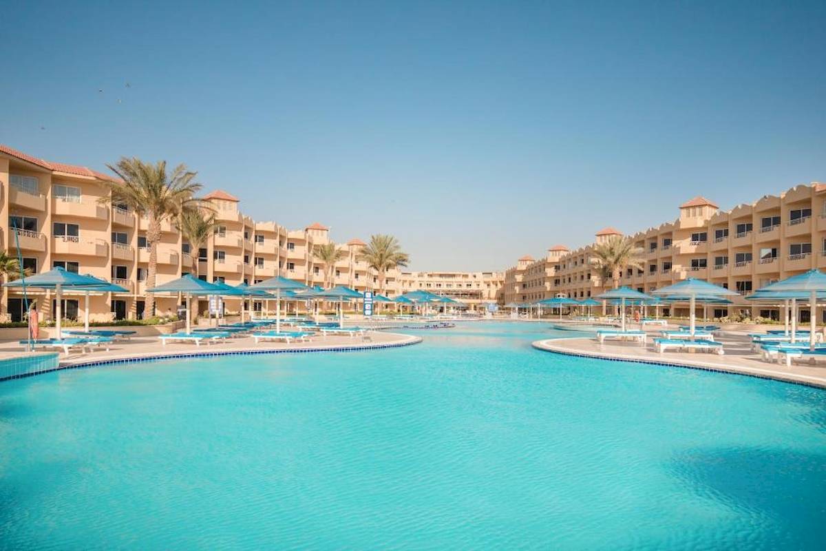 Amwaj Beach Club Hotel