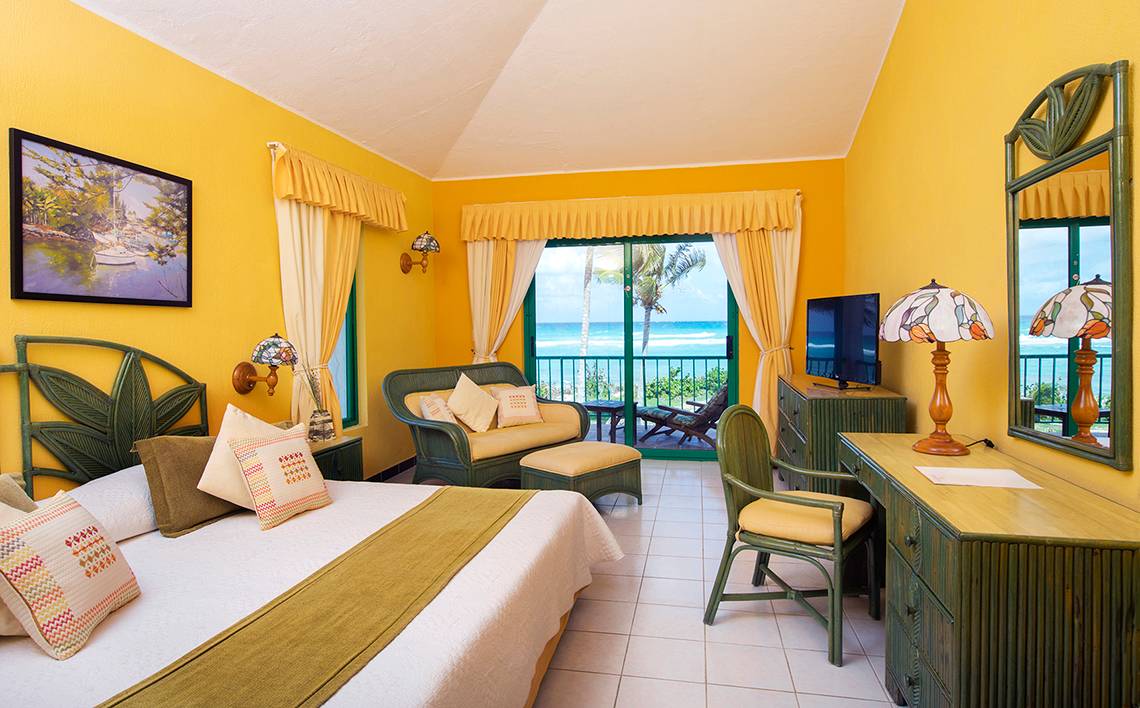 Ein Zimmer im Memories Jibacoa Resort mit Blick auf das Meer.