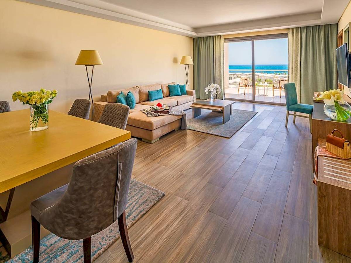 Rixos Premium Magawish Suites & Villas