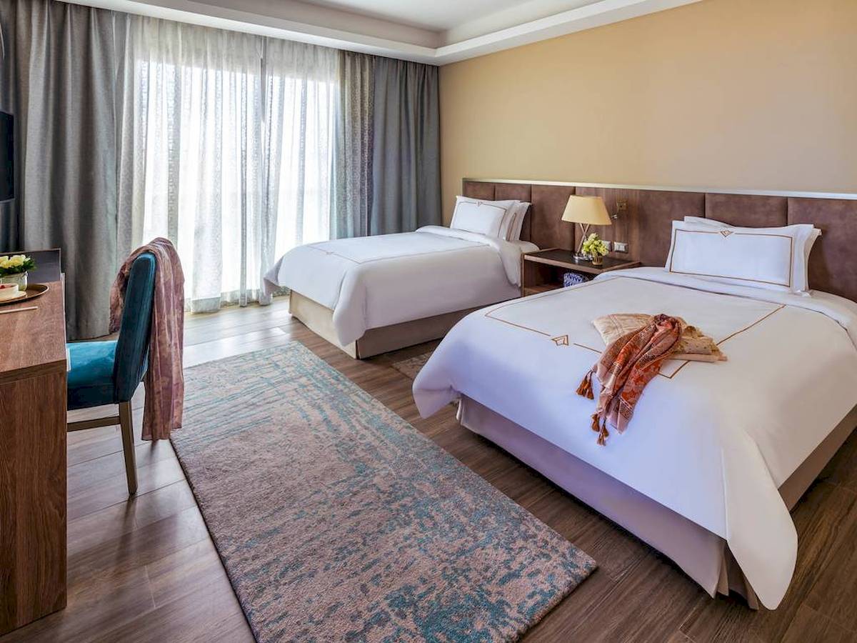 Rixos Premium Magawish Suites & Villas