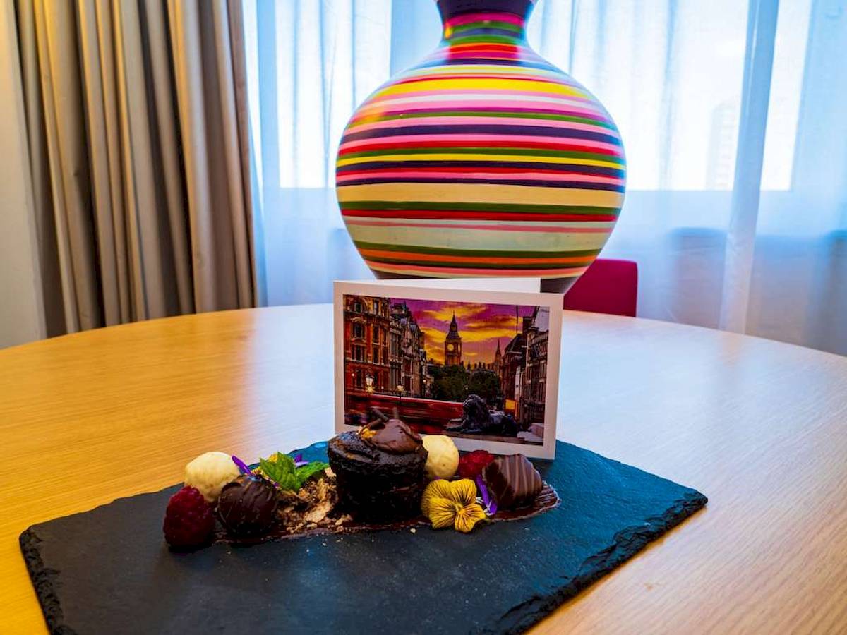 Novotel London West