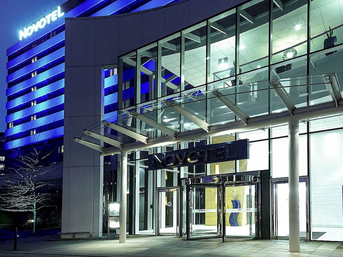 Novotel London West