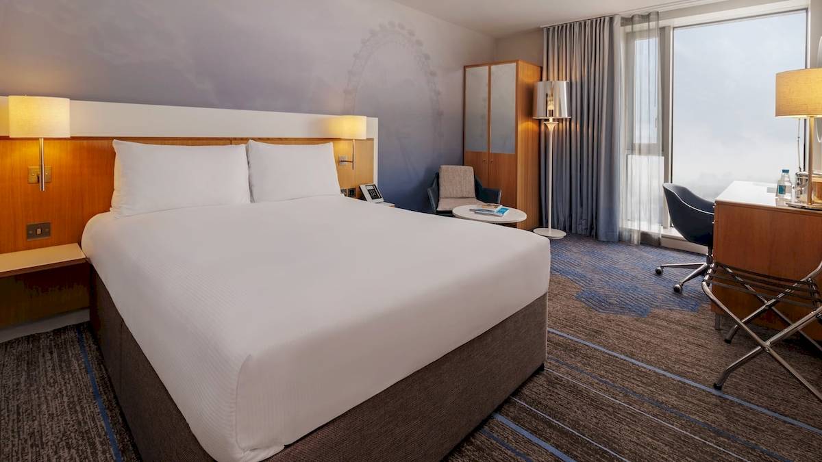 DoubleTree by Hilton Tower of London