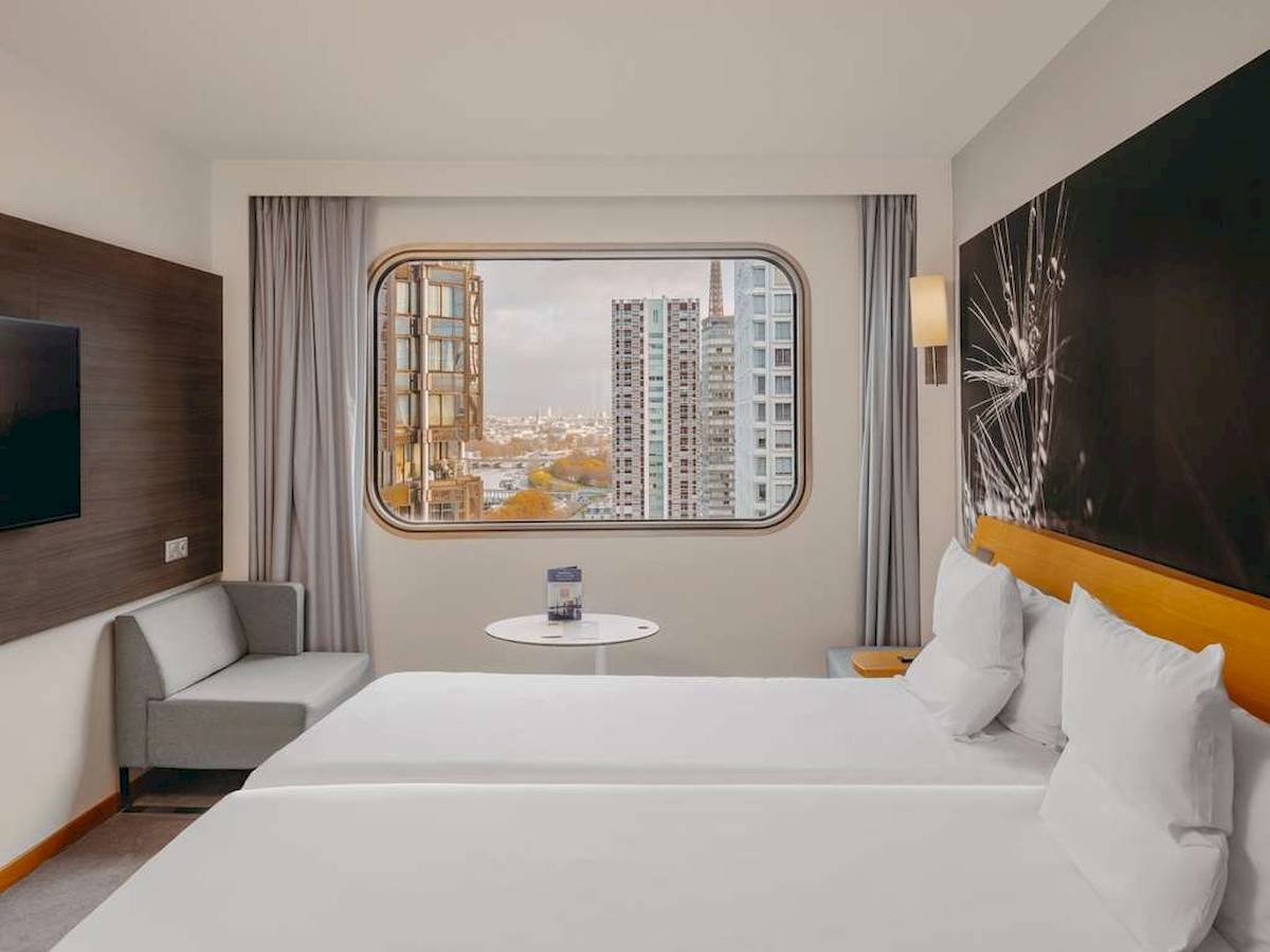 Novotel Paris Tour Eiffel
