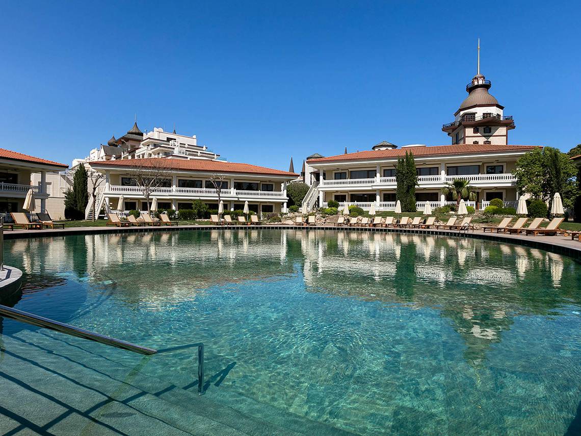 Titanic Mardan Palace in Lara