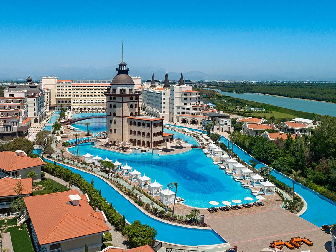 Titanic Mardan Palace in Lara