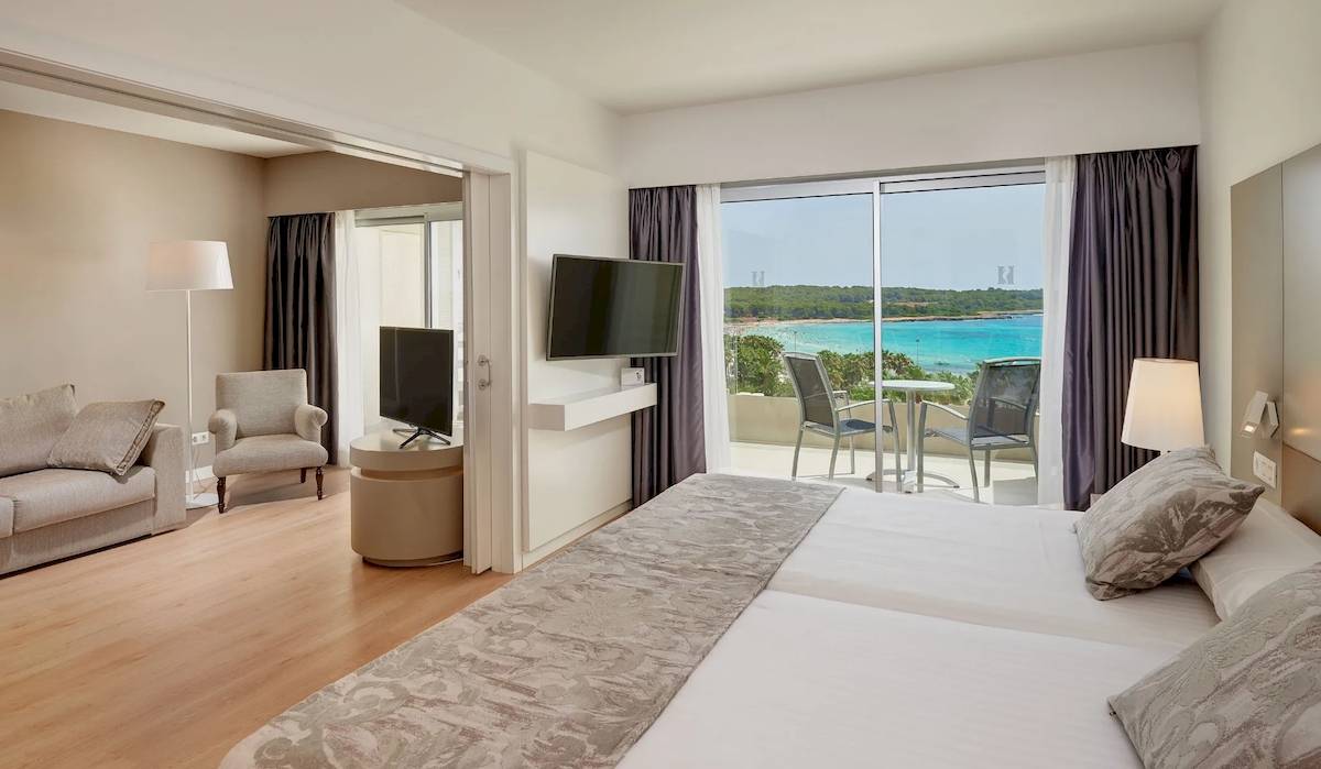 Hotel Mediterráneo in Sa Coma