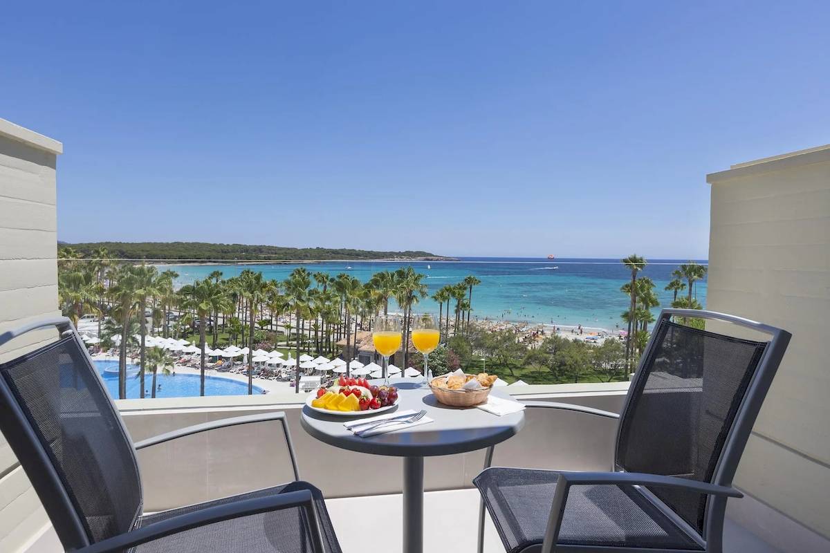 Hotel Mediterráneo in Sa Coma