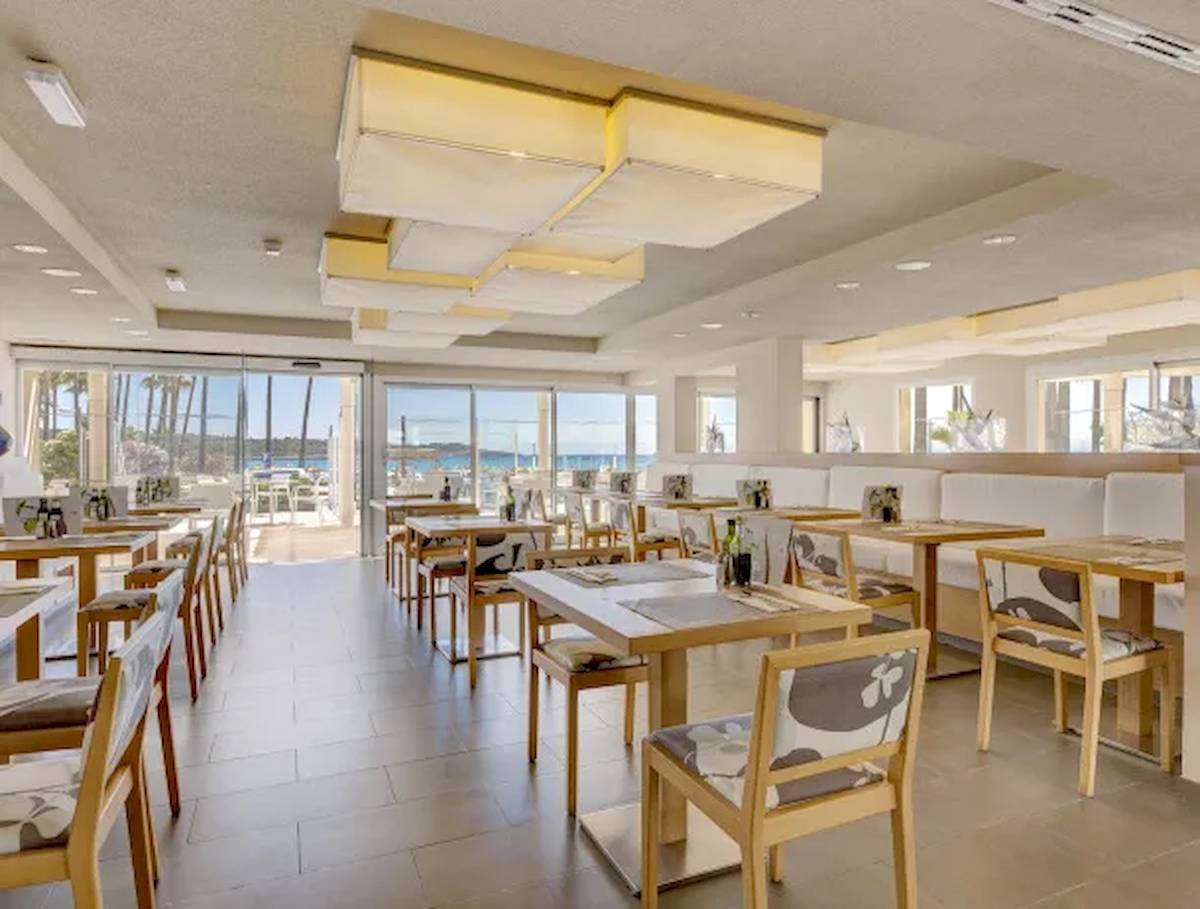 Hotel Mediterráneo in Sa Coma