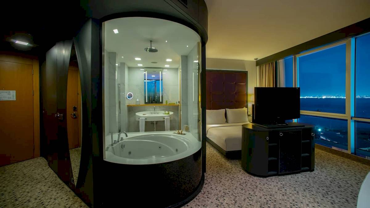 Doubletree by Hilton Istanbul Moda