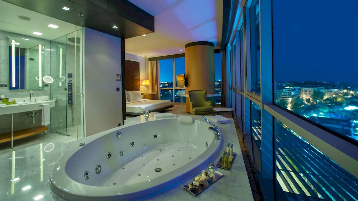 Doubletree by Hilton Istanbul Moda