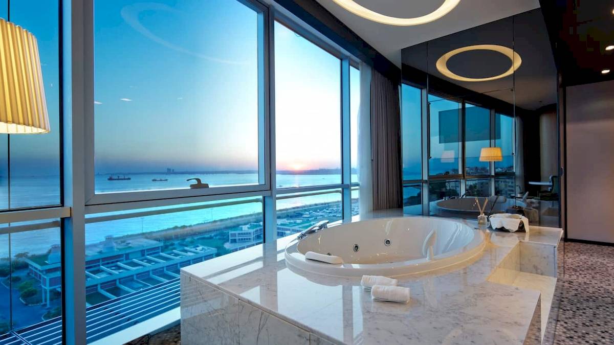 Doubletree by Hilton Istanbul Moda
