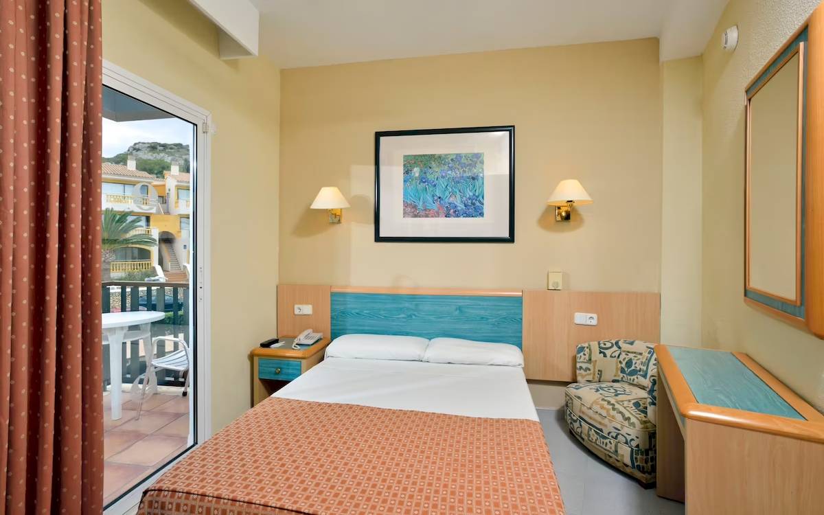 Sol Milanos Pinguinos Hotel in Menorca