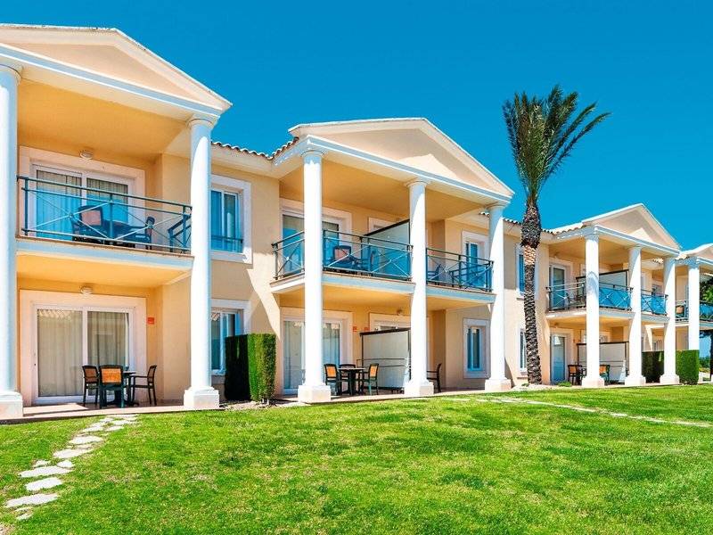 Punta Prima Resort & Spa