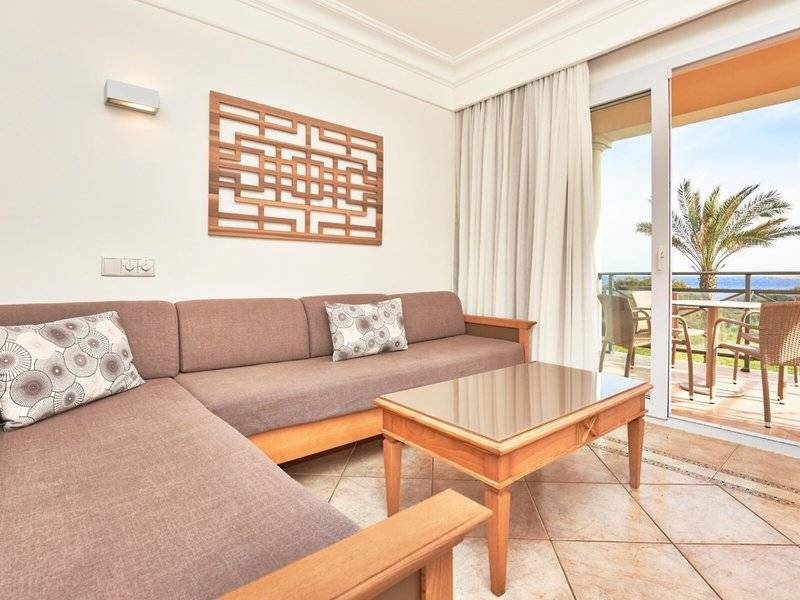 Punta Prima Resort & Spa