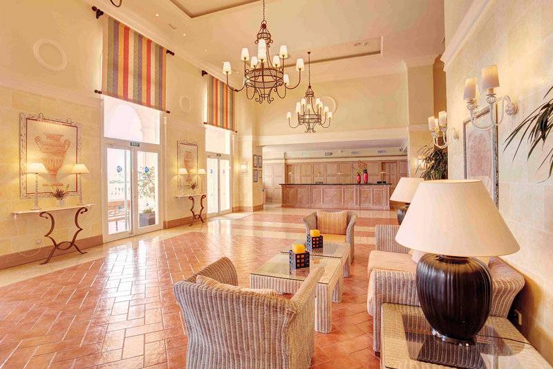 Grupotel Macarella Suites & Spa